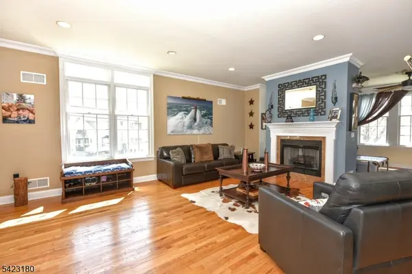 1 Kingsland Rd, Montville Twp., NJ 07005