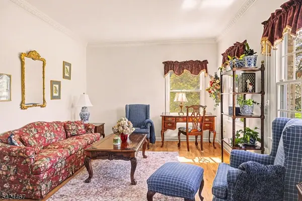 2 Moonlight Trl, Raritan Twp., NJ 08822