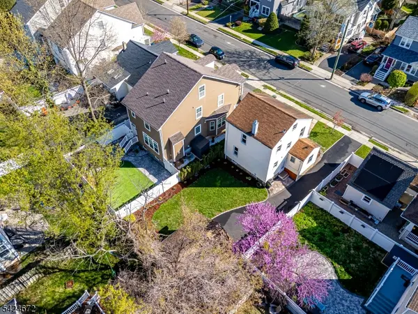 121 Columbia Ave, Metuchen Boro, NJ 08840