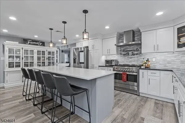 141 Park Ave, Hanover Twp., NJ 07981