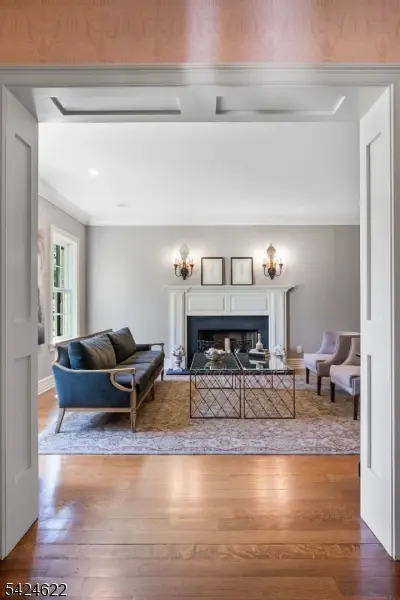 76 Pine Way, New Providence Boro, NJ 07974