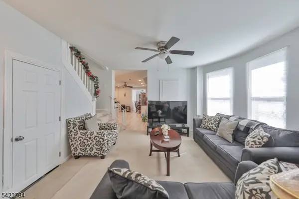 389 Grant St, Phillipsburg Town, NJ 08865