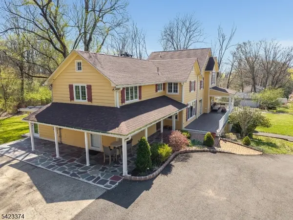 20 Woodland Terrace, High Bridge Boro, NJ 08829