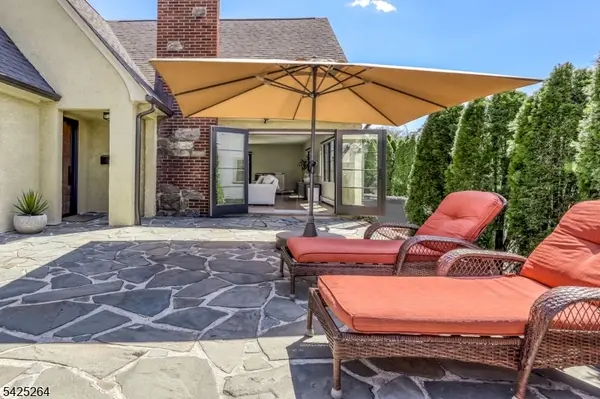 11 Ashton Pl, Glen Rock Boro, NJ 07452