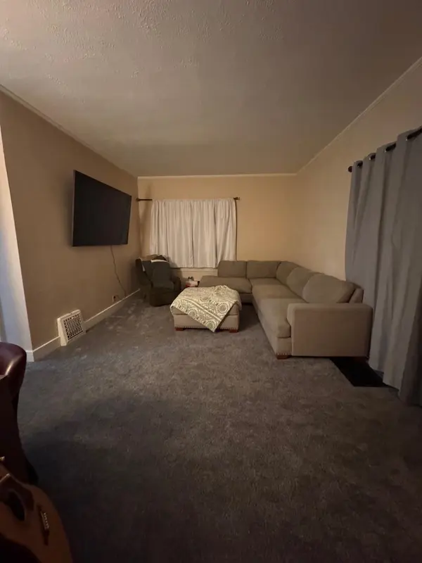 1121 W Midland RD, Monitor Twp, MI 48706