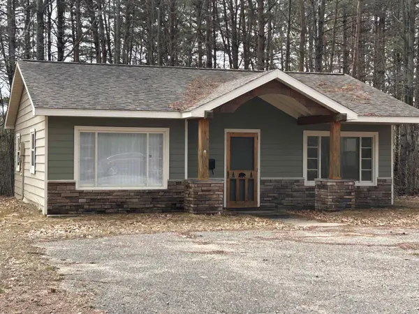 79 W Higgins Lake DR, Markey Twp, MI 48653