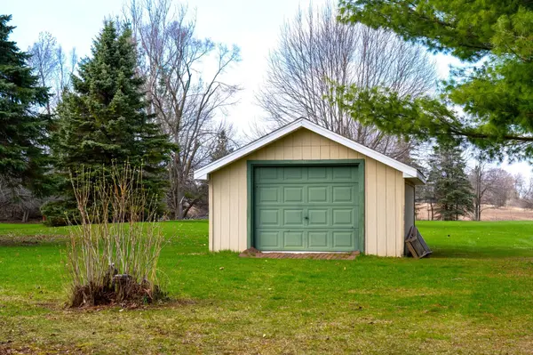 1735 Scully RD, Union Twp, MI 48858