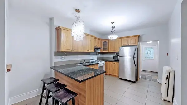 233 Borden ST #Main Level, Toronto C01, ON M5S 2N5