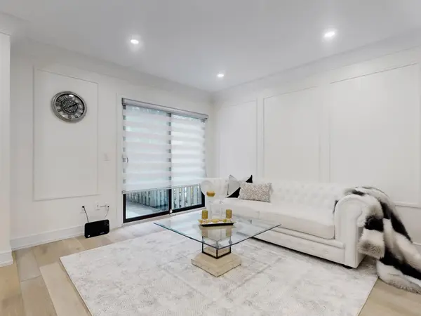 296 Torresdale AVE #2, Toronto C07, ON M2R 3N3