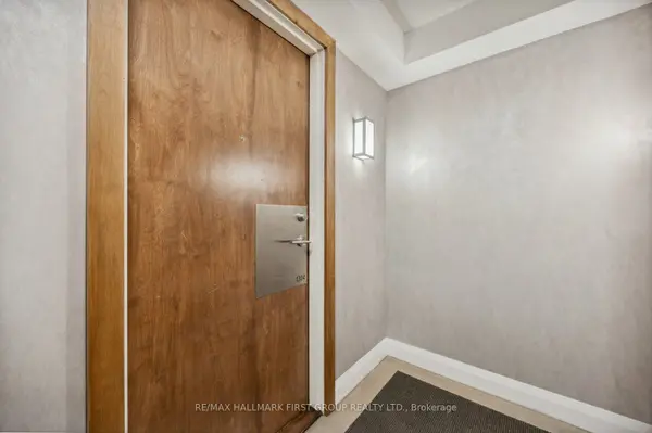 1215 Bayly ST #1304, Pickering, ON L1W 1L7