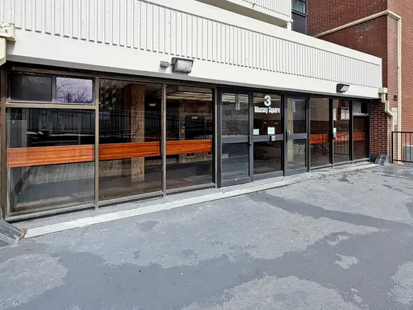 3 Massey SQ #3706, Toronto E03, ON M4C 5L5