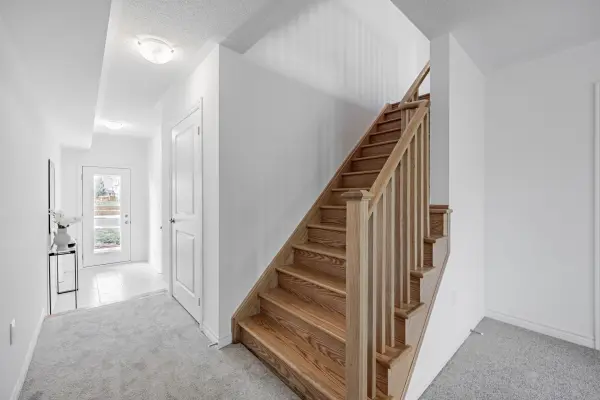 127 Pidgeon ST, Toronto E04, ON M1L 0J3