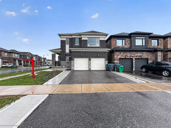 1 Boothill DR, Brampton, ON L7A 5E5