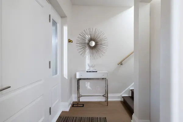 103 Galley AVE, Toronto W01, ON M6R 1H2