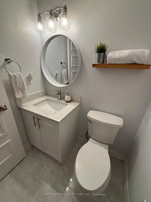 145 Hillcrest AVE E #2310, Mississauga, ON L5B 3Z1