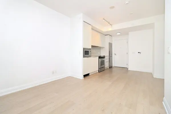 110 Marine Parade DR #1106, Toronto W06, ON M8V 0A3