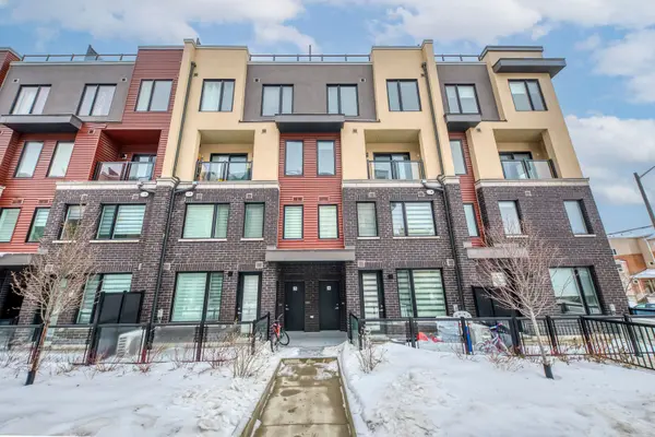 3546 Colonial DR #4, Mississauga, ON L5L 0C1