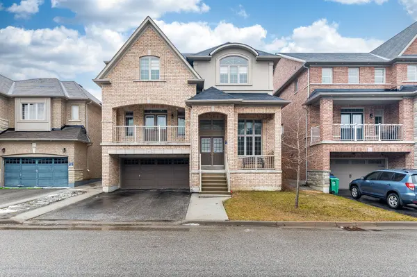 15 Picasso DR, Brampton, ON L6P 3L6