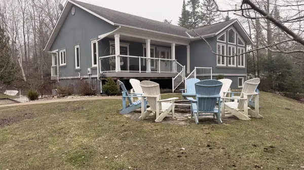 37 Silver Lake CRES, South Bruce Peninsula, ON N0H 2G0