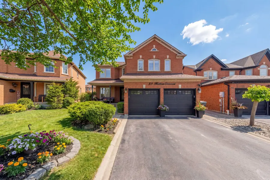 33 Hutton CRES, Caledon, ON L7C 1A3
