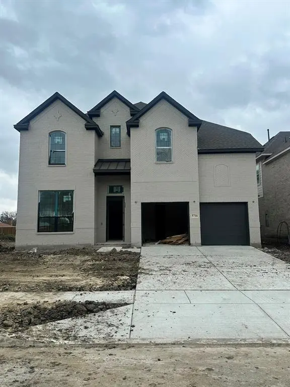 5716 Glynda Drive, North Richland Hills, TX 76180