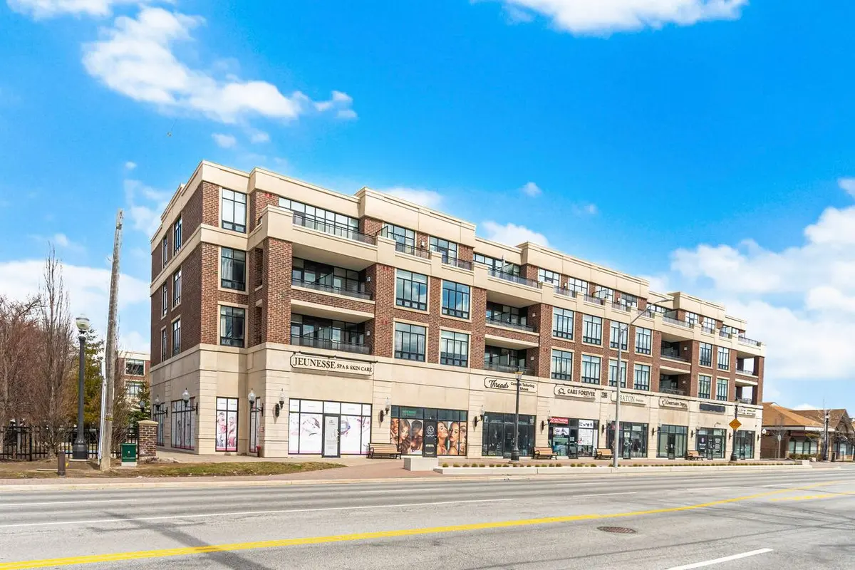 2396 Major Mackenzie DR #212, Vaughan, ON L6A 3Y7