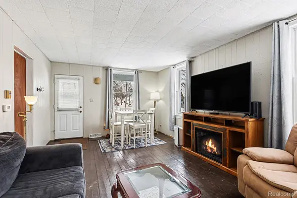 1101 S Farragut ST, Bay City, MI 48708