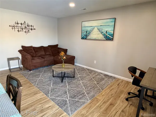 286 E. 13 MILE RD #104, Madison Heights, MI 48071