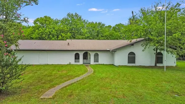 203 S Hogg Street, Streetman, TX 75859