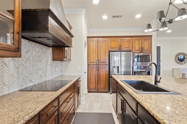 3112 Preston Club Drive, Sherman, TX 75092