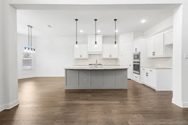 1526 Wild Indigo Drive, Mansfield, TX 76063