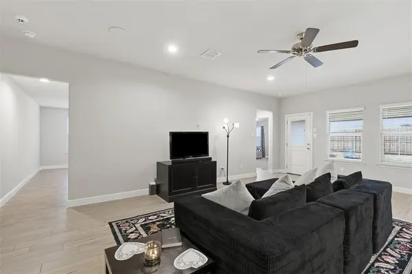 333 Alice Harney Road, Burleson, TX 76028