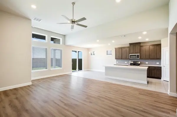 2304 Spring side Drive, Royse City, TX 75189