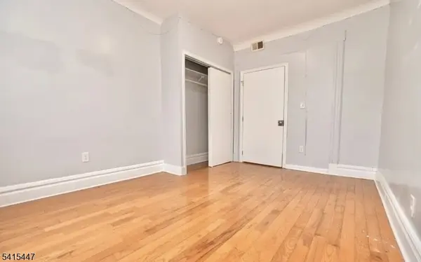 20 Stuyvesant Ave, Newark City, NJ 07106