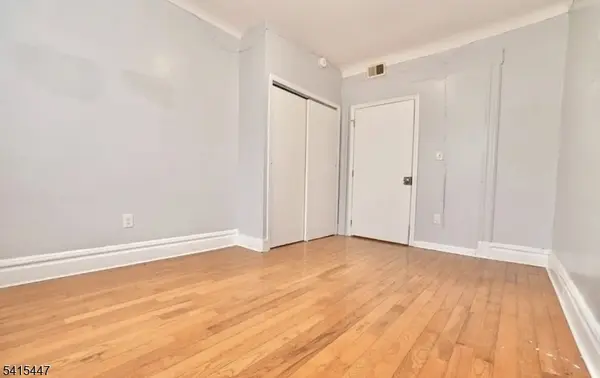 20 Stuyvesant Ave, Newark City, NJ 07106