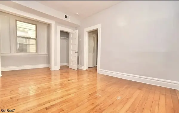 20 Stuyvesant Ave, Newark City, NJ 07106