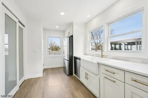 2 Guenter St, Butler Boro, NJ 07405