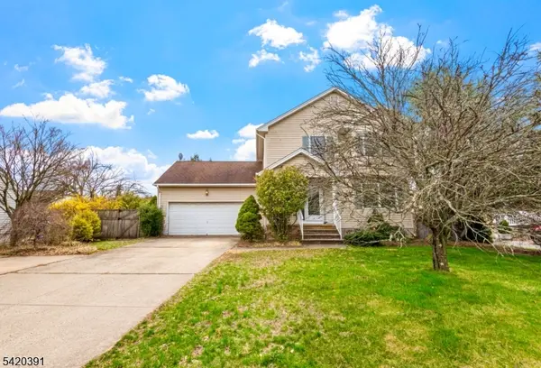 1313 Dukes Pkwy E, Manville Boro, NJ 08835