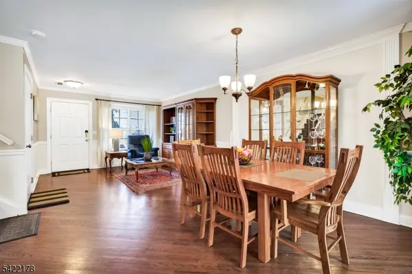 19 Cooper Ln, Long Hill Twp., NJ 07946