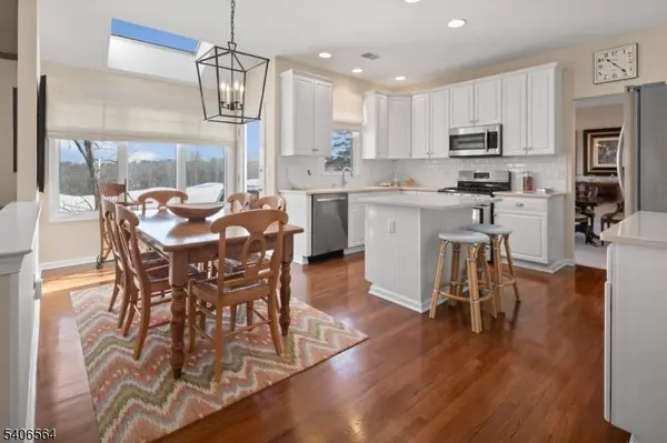 36 Vanderveer Dr, Bernards Twp., NJ 07920