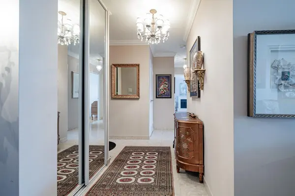 15 Vicora Linkway N/A #710, Toronto C11, ON M3C 1A7