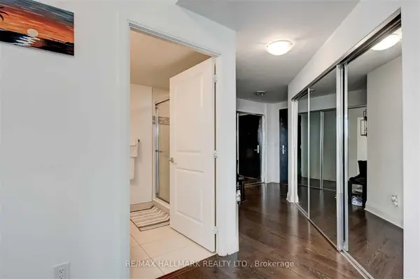 65 St Mary ST #2902, Toronto C01, ON M5S 0A6