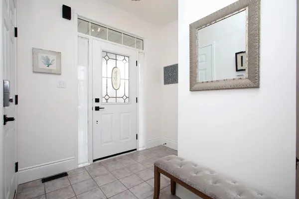 471 Woodsmere CRES, Pickering, ON L1V 7A5