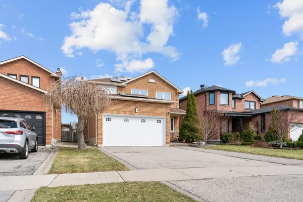 27 Via Nova DR, Vaughan, ON L4L 7P9