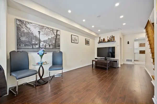 340 Flagstone WAY, Newmarket, ON L3X 2R8