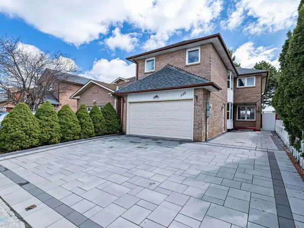 125 Green Bush CRES, Vaughan, ON L4J 5M3