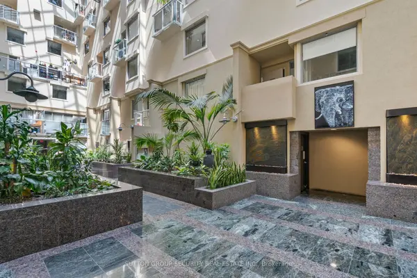 437 Roncesvalles AVE #511, Toronto W01, ON M6R 3B9