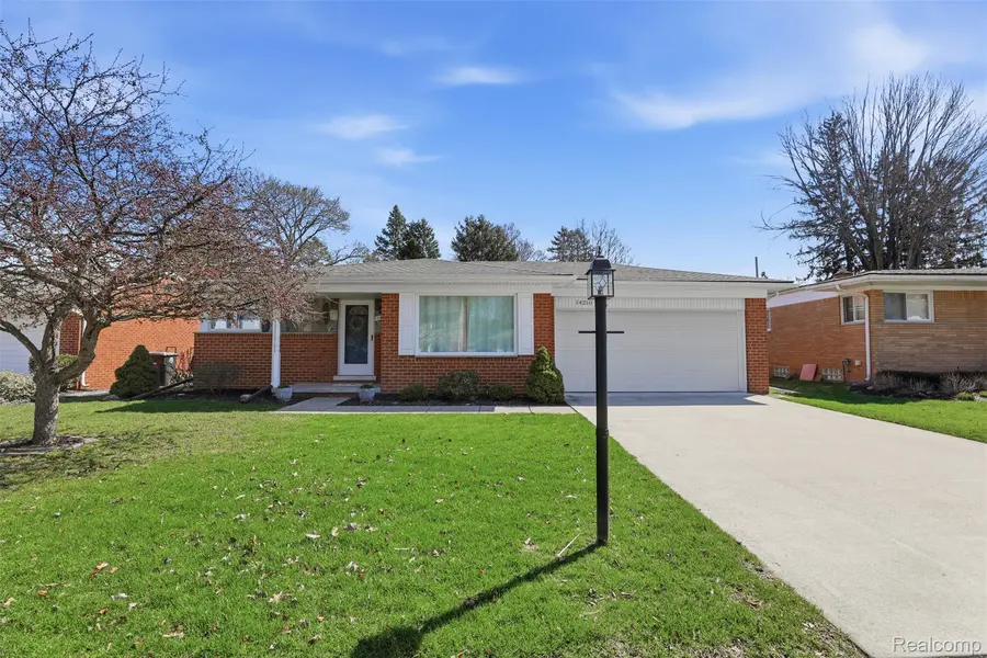 14210 Ingram ST, Livonia, MI 48154