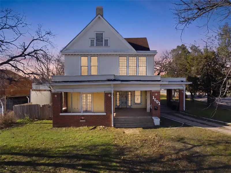 1601 Columbus Avenue, Waco, TX 76701