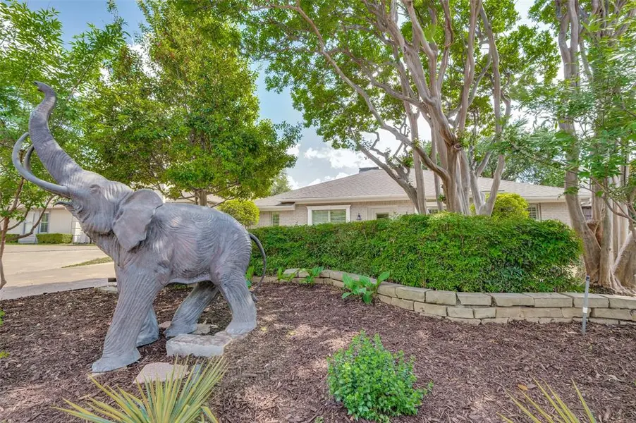 5322 W Mockingbird Lane, Dallas, TX 75209